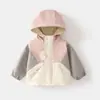 Chaqueta de Tres Pruebas Jq Jingqi para Niños, Chaqueta de Bebé Impermeable Cálida Acolchada Tres en Uno, Ropa de Otoño e Invierno para Niños y Niñas