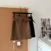 Moderna Falda Retro de Textura Gamuzada Otoño/Invierno para Mujer Color Café Cinturón Negro Fábrica de Origen Falda Midi Tejida