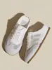 2026 Primavera/Verão Novo Feminino Malha Respirável Versátil Casual Color Block Cadarço Popular Preguiçoso Treino Alemão Meio Chinelo