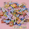 Mini Pastel Comida y Juego Mixto Artificial Mini DIY Resina Pequeños Accesorios Imán para Refrigerador Material para Joyería Adornos Comida y Juego