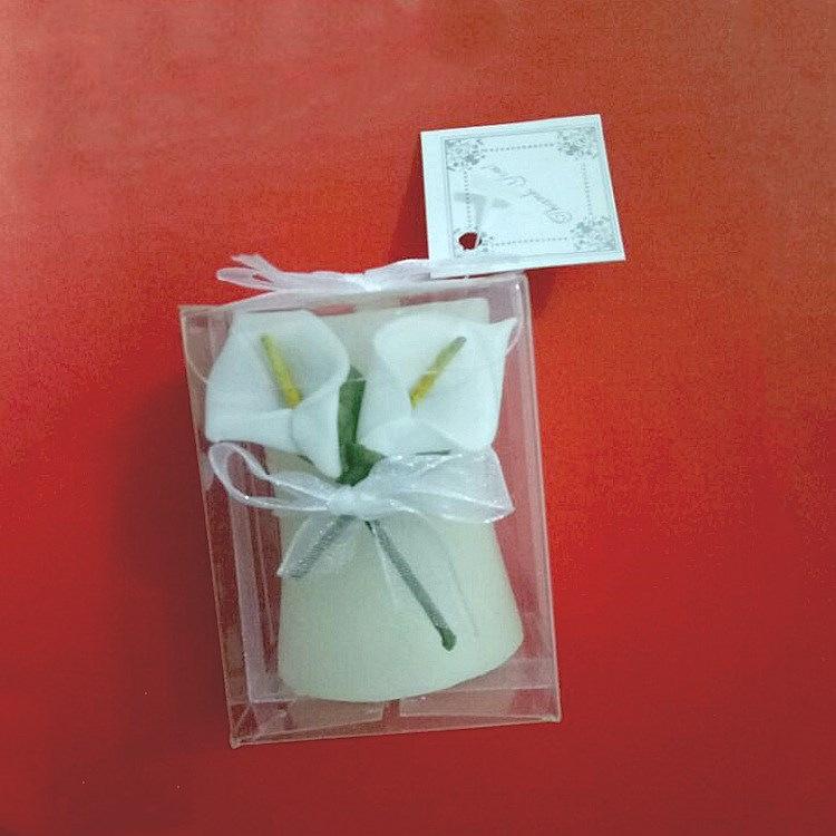 百合花蜡烛.jpg