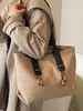 Shuai Mi Home 2026 Otoño Nuevo Bolso Tote de Gran Capacidad Bolso de Hombro de Nicho Estilo Sencillo para Viajes Diarios Bolso de Axila