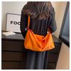 Venta al por mayor de fábrica bolso nuevo para mujer moda bolsa tipo almohada de tela Oxford gran capacidad todo-partido ocio tendencia bolso de hombro cruzado