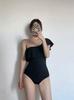 Daifa Novo Estilo Babados Maiô de Uma Peça Sexy ins Férias Um Ombro Slim-Fit Emagrecimento Triângulo Hot Spring Maiô Feminino