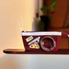 Bonita lonchera con forma de lápiz, pizza, alto valor de color, gran capacidad, ins, papelería para estudiantes, estuche para lápices. Libro rojo pequeño con el mismo párrafo
