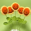 Girasol Sonriente Tejido a Mano de Lana Crochetado Ramo Flores Artificiales Terminadas Día del Maestro Examen de Admisión a la Universidad Regalo de Graduación