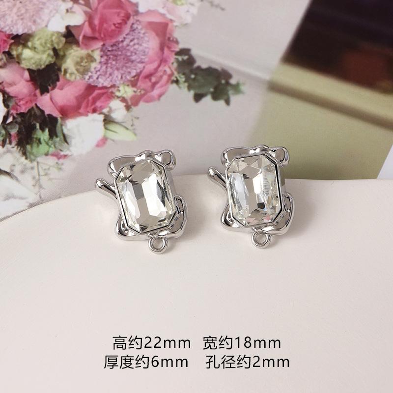 SKU (24)