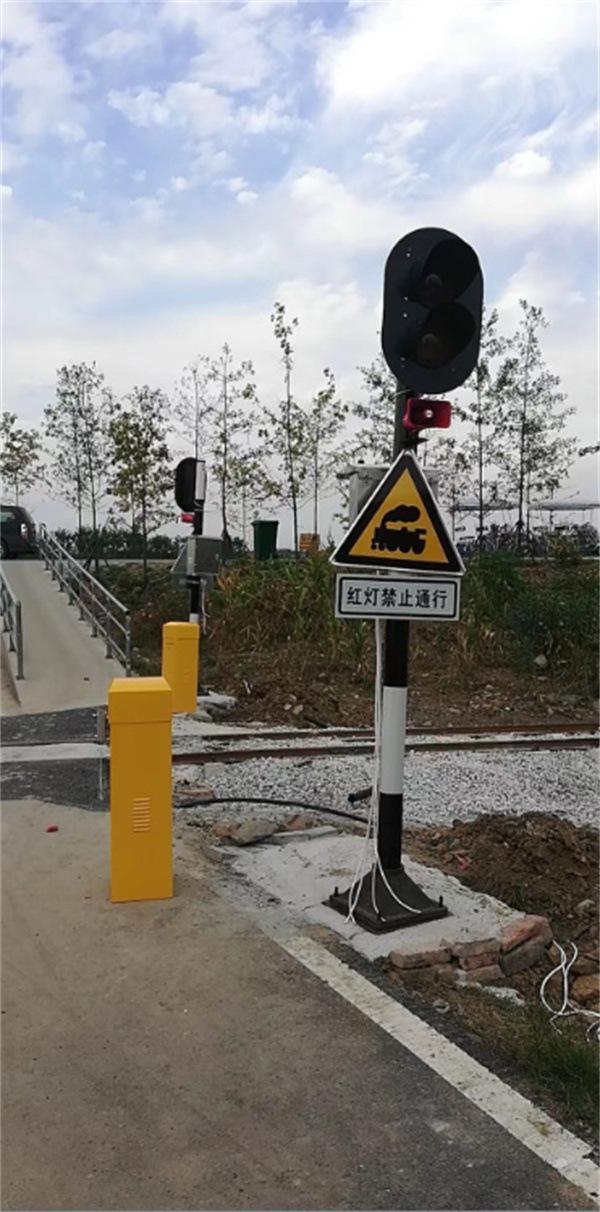 铁路道口报警器1.jpg