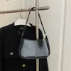 Bolso de Hombro Simple y Casual 2025 para Mujer, con un Estilo Elegante y de Moda, Bolso de Mano Versátil, Bolso Cuadrado Pequeño para el Trabajo, Bolso de Hombro