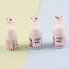 Miniatura de Simulación de Resina Gradiente 3D Botella de Leche Llavero DIY Colgante de Bolsa Adorno de Micro Paisaje para Coche