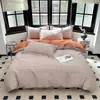 Suave juego de ropa de cama de lujo con estampado floral rosa, tela cepillada de doble cara engrosada, fresco y dulce, adecuado para todas las estaciones en el dormitorio
