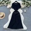 Vestido de Punto Retro Estilo Coreano Suave Inspirado en Chanel con Cuello de Perlas, Sensación Lujosa y de Alta Gama, Vestido de Seda de Hielo