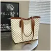 Bolsas Femininas com Toque de Luxo, Grande Capacidade, Bolsas Versáteis para o Dia a Dia de Nicho, Novas Bolsas de Mão Texturizadas da Moda, Bolsas Tote Grandes