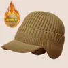 Nuevo gorro de punto de invierno para hombre, forrado de polar, engrosado, cálido, gorro tipo beanie para poner sin cierre, adecuado para estudiantes, ciclismo, protección contra el frío, protección para los oídos, moderno
