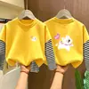 Nova Camiseta de Manga Longa 100% Algodão para Meninas Primavera/Outono 2026 Patchwork Listrado Moda Falsa Duas Peças para Crianças Médias e Grandes