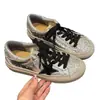 Zapatos de caña baja 2026 elegantes casuales zapatillas de entrenamiento alemanas nuevas zapatillas blancas para mujer lona suela gruesa con cordones diseño de estrella de lentejuelas