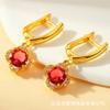Aretes Clásicos de Moda de Rubí y Zirconia Trébol de Cuatro Hojas de la Suerte Aretes de Flor Eterna Hebilla para la Oreja Temperamento Joyería para la Oreja al Mayoreo