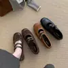 Sapatos Mary Jane femininos planos de design vintage de nicho, novo estilo de início de outono com uma única tira, sapatilhas elegantes