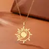 Collar Geométrico Popular de Acero Inoxidable Transfronterizo, Nuevo Colgante Estilo Vacacional Chapado en Oro de 18 quilates, Acero de Titanio Versátil para el Verano
