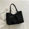 Bolso de Hombro Bajo Brazo Diseño Retro de Nicho para Mujer 2026 Otoño Nueva Llegada Gran Capacidad Bolso Tote de Moda Bolso de Hombro Simple