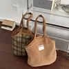 25 Anos Outono e Inverno Nova Cor Retrô Sacola de Listras Moda Grande Capacidade Bolsa Tote Estudante para Aula Bolsa de Ombro Versátil para o Dia a Dia