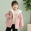 Casacos de Outono e Inverno para Meninas, Roupas Casuais Espessas de Pele de Coelho para Meninas, Corta-ventos Curtos de Veludo de Inverno para Crianças, Modernos