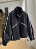Elegante chaqueta para mujer que te hace lucir más delgada y alta, adecuada para figuras petite, cortavientos casual con cuello alto para otoño 2026, versátil y adelgazante