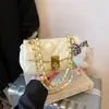 Bolsa Pequena Quadrada Acolchoada com Corrente Estilo Chanel para Mulheres 2026 Nova Tendência Moda Bolsa Pequena Quadrada de Ombro Único com Textura para Senhoras Bolsa Transversal
