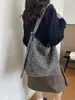 2025 Nueva Bolsa de Mezclilla Estilo Perezoso para Mujer Versátil Bolso Tote de Gran Capacidad Bolso de Hombro Simple para el Viaje Diario