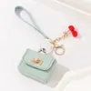 2026 Nuevo Modelo Colgante para Bolso de Piel Sintética con Hebilla de Candado, Accesorio de Moda Unisex, Colgante Decorativo Simple de Moda