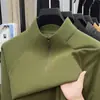 Colección de otoño e invierno: Camiseta de manga larga para hombre con cuello alto, confeccionada con suave y cómoda tela polar, perfecta para uso casual y fácil de combinar con varios atuendos, adecuada para hombres jóvenes y de mediana edad, con diseño de media cremallera