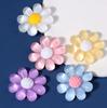 Pinza para el pelo de flor de margarita multicapa de color hielo transparente, clip de cuerda para el pelo, hebilla de zapato de pegamento de crema DIY, accesorios de resina al por mayor