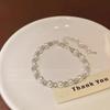 Pulseira de Pérolas Versátil Coreana para Mulheres, Luxo Leve, Pulseira de Contas Exquisita e de Alta Qualidade, Pulseira Popular de Temperamento, Joias de Mão no Atacado