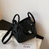 Bolsa de Doutor Nova de Verão 2021 Bolsa de Ombro Portátil Retrô Padrão Lichia Crossbody Cor Sólida Bolsa Tote Bolsa Feminina