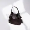 Bolsa Transversal Color Block de Nicho Outono/Inverno 2026, Bolsa de Mão Patchwork em Couro Genuíno, Versátil com Pingente de Pônei, Bolsa Saco de Ombro Único