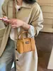 Bolso de Mano de Moda para Mujer 2026 Nuevo Estilo Coreano Bolso Boston Sencillo Versátil Bolso Cruzado tipo Almohada Moderno