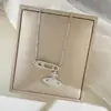Cadena de Clavícula de Alta Gama Fresca y Dulce, Luna Blanca, Popular de Venta Caliente Transfronteriza, Primavera-Verano, Nicho, con Colgante Brillante, Versátil, Precio de Mayoreo