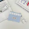 65221 Bolsa de Almacenamiento Acolchada a Rayas Azul Claro con Ribete de Encaje, Estilo Femenino, Portamonedas para Auriculares, Bolsa para Llevar Cables de Datos