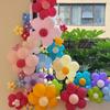 Centro Comercial Decoración de Escaparate Diseño de Escena Globos de Pared Flores de Cinco Pétalos Actividades Escolares Flores de Cumpleaños Infantiles Globos
