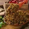 Verduras de Mostaza Encurtidas Yibin, Disponibles Comercial y Comúnmente, Empaquetadas en Bolsas, Especialidad de Sichuan, No Requiere Lavado, Libre de Arena, Sin Tallos Viejos, para Olla Caliente y Cerdo Estofado, Verduras de Mostaza Secas