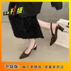 Sandalias de Tacón Grueso de Nuevo Estilo Primavera y Verano 2026 Sexy Estampado de Leopardo Gamuza Boca Baja Punta Fina Correa Única Punta Cerrada