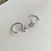 Pendientes de Plata con Forma de Estrella de Cinco Puntas Estilo Francés de Lujo Ligero para Mujer, Únicos y Distintivos, Estilo Minimalista, Versátiles, Pendientes de Gama Alta
