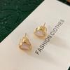 Pendientes de amor Fritillary para mujer, exquisitos pendientes pequeños franceses, ligeros, de lujo, de alta gama, con forma de corazón de melocotón, diseño simple, venta al por mayor