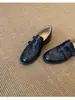 Novedad de Otoño Velcro Estilo Británico Boca Profunda Versátil Zapatos Pequeños de Cuero para Mujer Sin Cordones Tacón Bajo Cuero Suave Transpirables Mocasines