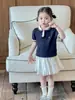 Tejido de Punto de Manga Corta Estilo Universitario para Chicas de Verano Tejido de Punto de Manga Corta Estilo Miu Combinado con Falda Blanca Cruda Estilo Ballet