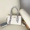 Bolsa feminina super estilosa, novo modelo de verão 2026, bolsa de mão pequena quadrada simples e chique, bolsa de ombro, bolsa transversal, bolsa para o dia a dia