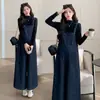 Mono de Mezclilla Falso para Embarazo Estilo Perezoso Adelgazante Chic Otoño/Invierno 2026 + Conjunto Versátil de Capa Base