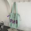Bolso de Gran Capacidad para Mujer Diseño de Cordón para el Hombro Bolso Grande Estampado con Letras Nailon Retro Casual Combinable Bolso Tipo Cubo
