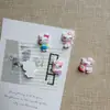 Serie de Delantales Lindos de Dibujos Animados Estilo Japonés Kitty Accesorios de Resina al por Mayor Clip para Flequillo de Niña Llavero Adornos DIY