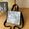2021 Nova Bolsa de Ombro de Lona de Contraste de Cor Bolsa de Pano Simples Estilo Coreano Elegante Blizzard Bolsa de Ombro Artística